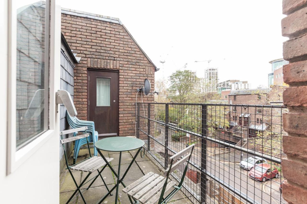 White City Apartment London Bagian luar foto